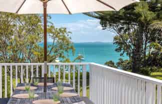 12 Esslin Road, Surfdale