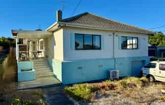 9 Grande Vue Road, Hill Park