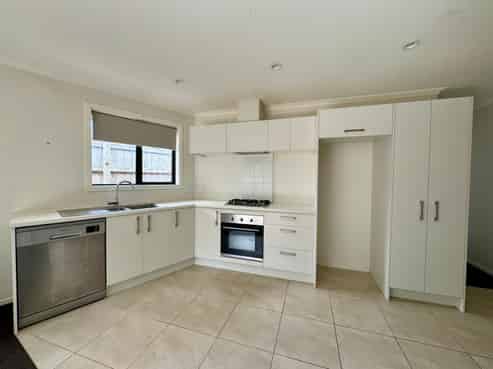 83e Norrie Street, Bader