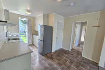 4/465 Gloucester Street, Linwood