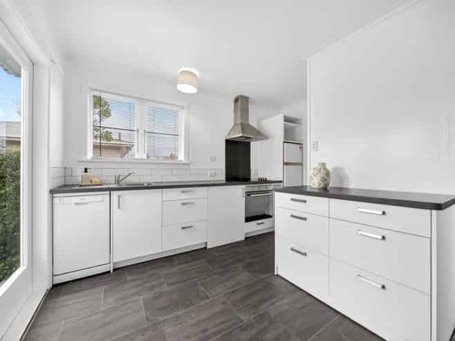 25 Rugby Street, Masterton