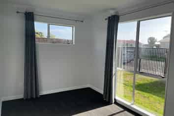 33 Balmoral Street , Levin