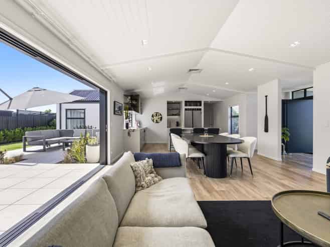 31 Raupo Crescent, Wharewaka