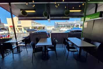 LEASE AND CHATTELS NEAR EDEN PARK
