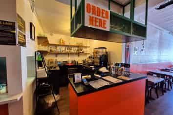 LEASE AND CHATTELS NEAR EDEN PARK
