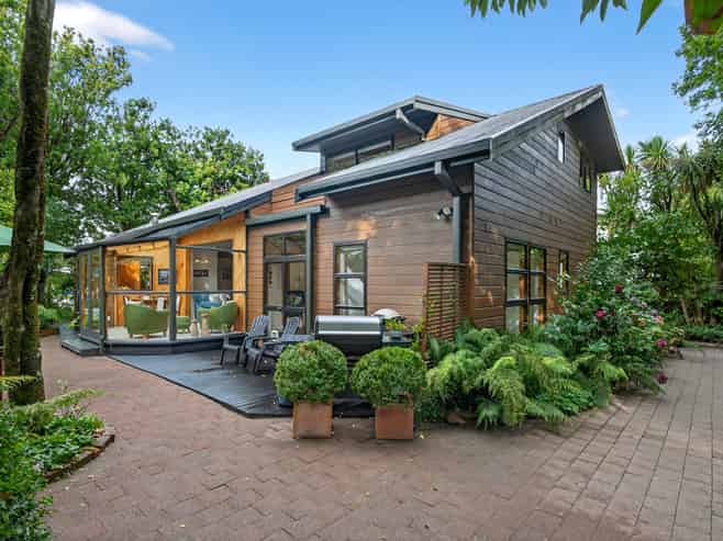 19 Liverpool Street, Masterton