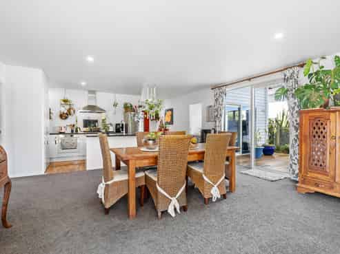 52 Highfield Way, Maunu