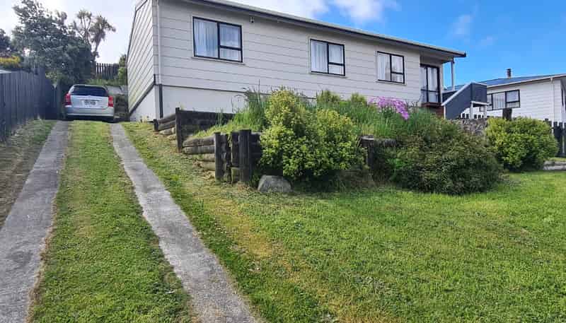 35 Almora View, Ascot Park