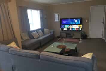 35 Almora View, Ascot Park