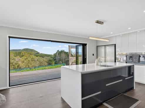 3 Bickerstaffe Road, Maungaturoto