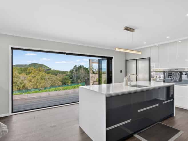 3 Bickerstaffe Road, Maungaturoto