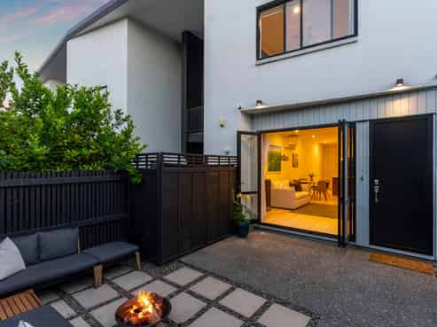 35 Rangihina Road, Hobsonville