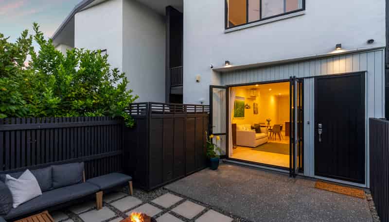 35 Rangihina Road, Hobsonville