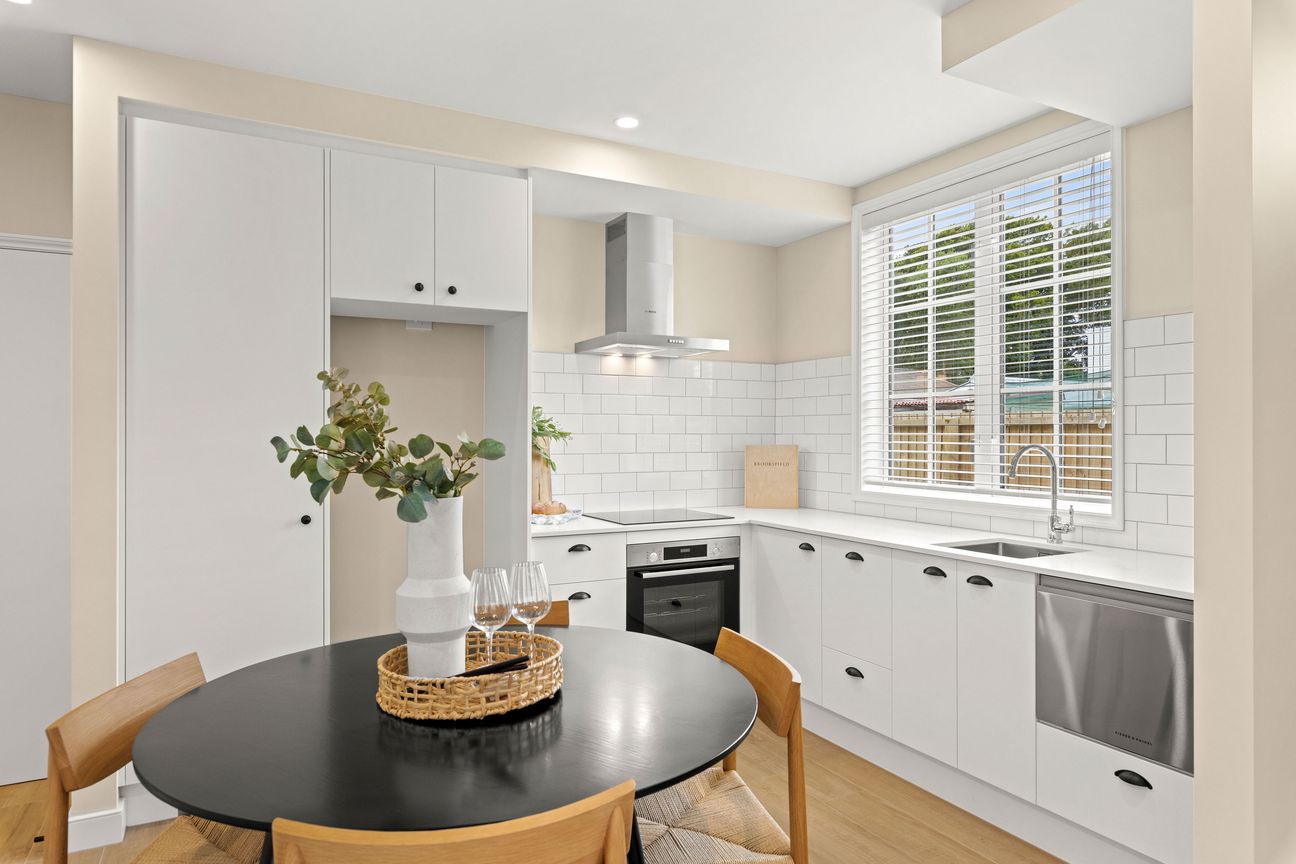 Last one! Developer says sell! - Vista 6