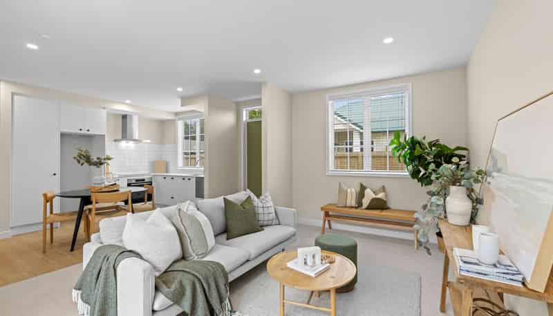 2/44 Cleveland Street, Edgeware