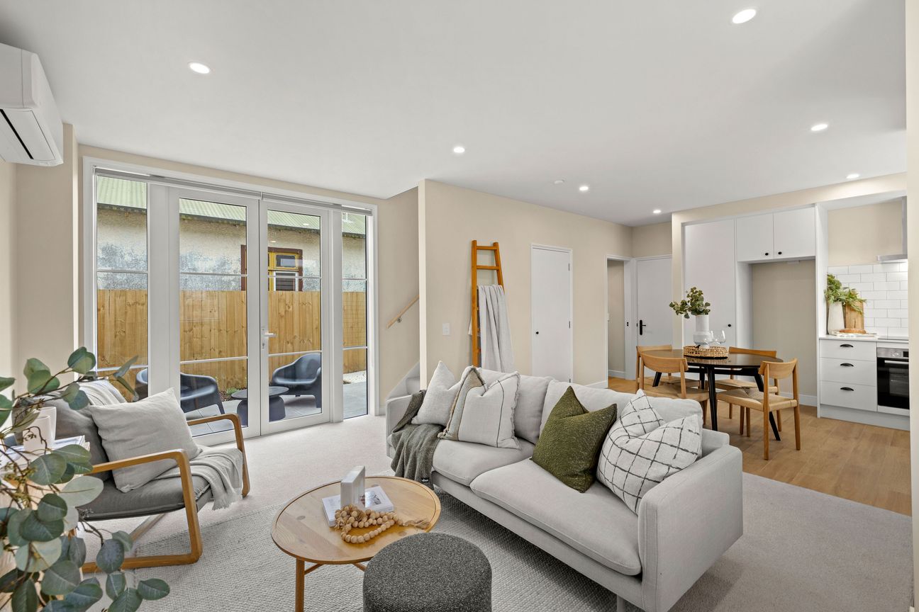 Last one! Developer says sell! - Vista 2
