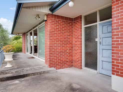 28 Springfield Crescent, Enderley