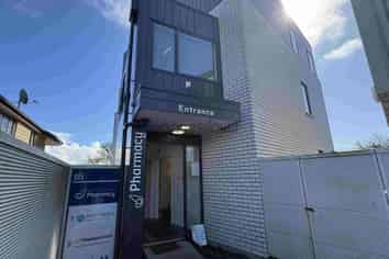 High Profile Retail/Medical Space WindsorPark