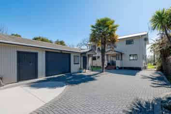 10A Cooper Avenue, Holdens Bay