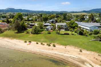 10A Cooper Avenue, Holdens Bay