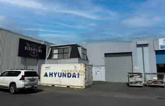 Versatile Warehouse & Office in Prime East Tāmaki!