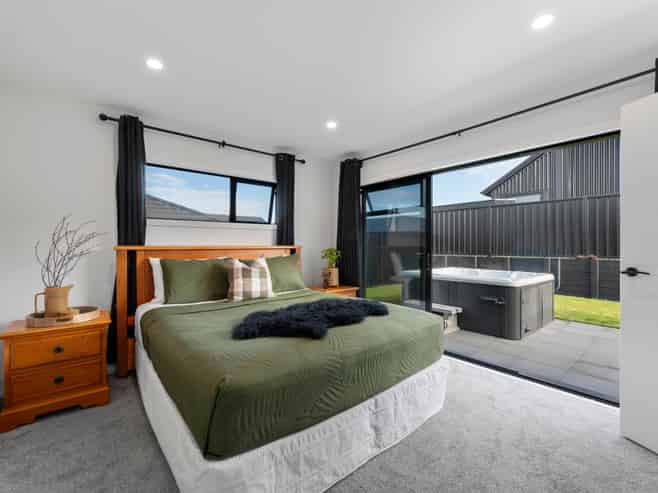 13 Penny Grove, Nukuhau