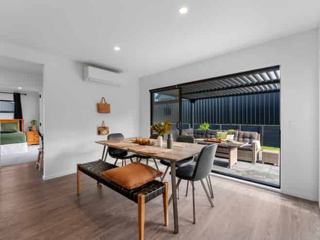 13 Penny Grove, Nukuhau