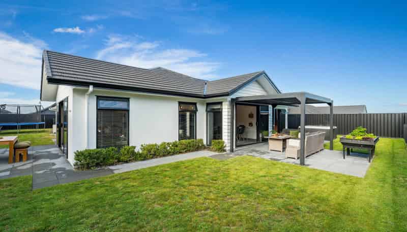 13 Penny Grove, Nukuhau