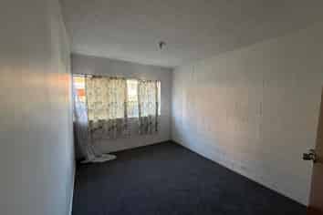 2/396 Sandringham Road, Mount Albert