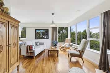 22 St Albans Avenue, Karori