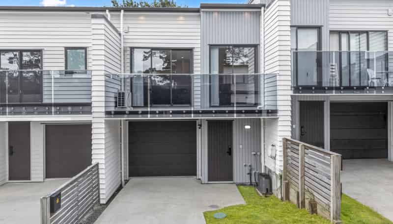 21 Korokio Lane, Henderson