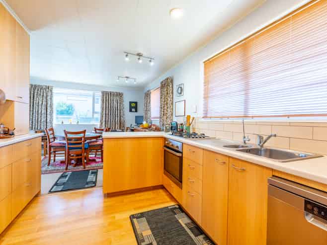 23 Aviemore Street, Glenwood