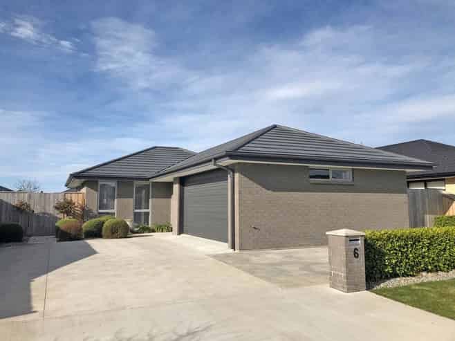 6 Shrimpton Av, Woodend