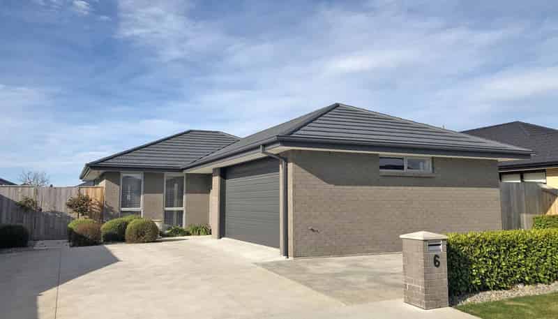 6 Shrimpton Av, Woodend