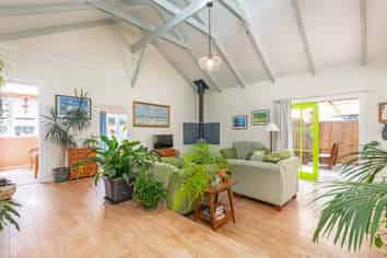 34 Koputara Road, Himatangi Beach