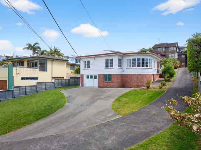 1 & 2/50 Masterton Road, Rothesay Bay