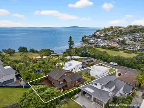 1 & 2/50 Masterton Road, Rothesay Bay