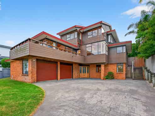 1 & 2/50 Masterton Road, Rothesay Bay