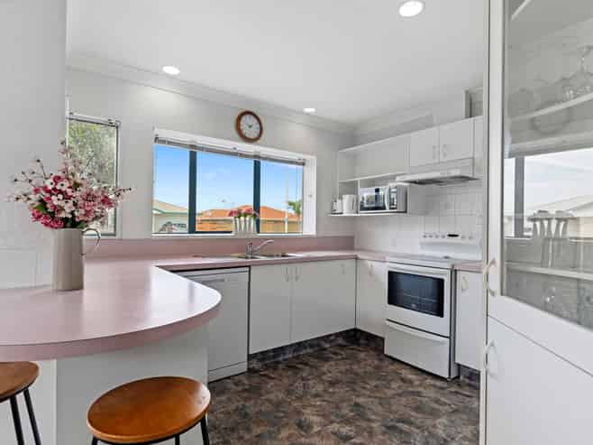 10 Sandhurst Drive, Papamoa