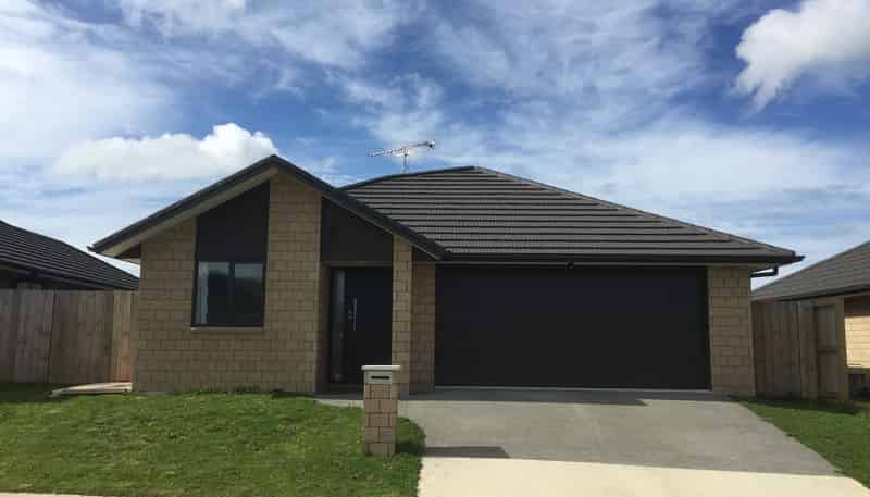 10 Teafields Court, Huntington
