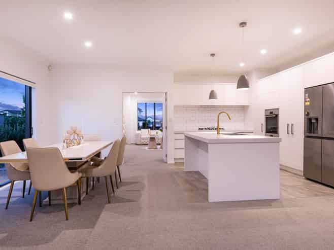 75 Colonial Drive, Millwater