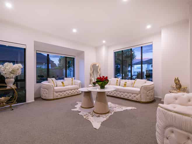 75 Colonial Drive, Millwater