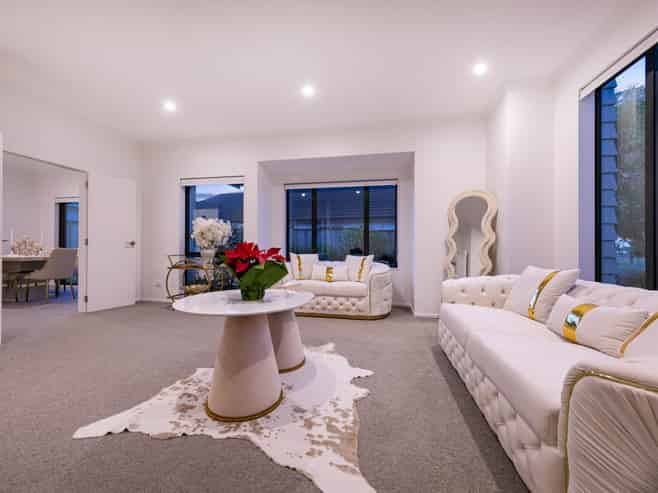 75 Colonial Drive, Millwater