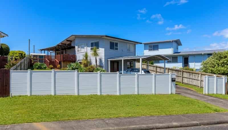 49 Rosewarne Crescent, Glendene