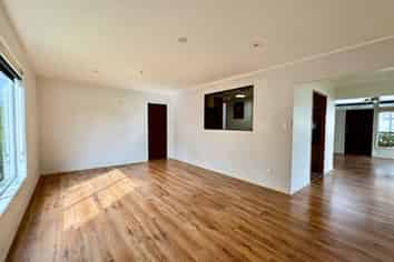 49 Rosewarne Crescent, Glendene