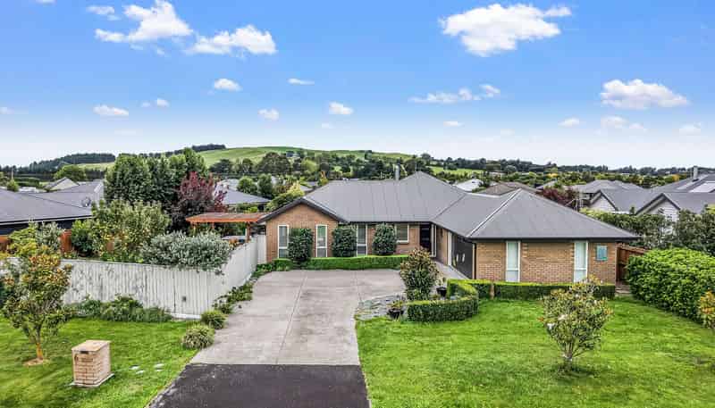6 Ormandy Court, Amberley