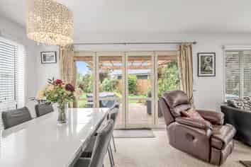 6 Ormandy Court, Amberley
