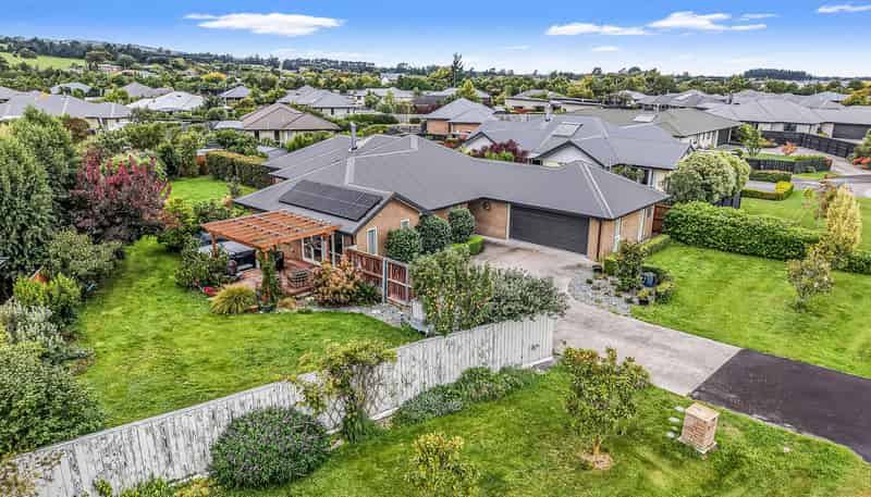 6 Ormandy Court, Amberley