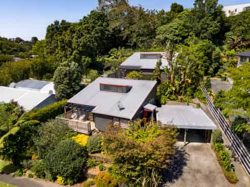 48A and 48 Maratahu Street, Westown