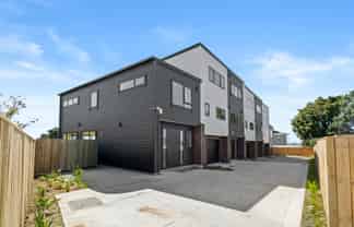 3/22 Cherry Tree Place, Massey